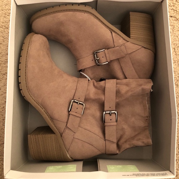 a new day Shoes - A New Day Blinda Tan Boots